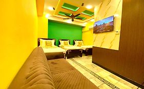 Jhelum One Hotel, Shandar Chowk